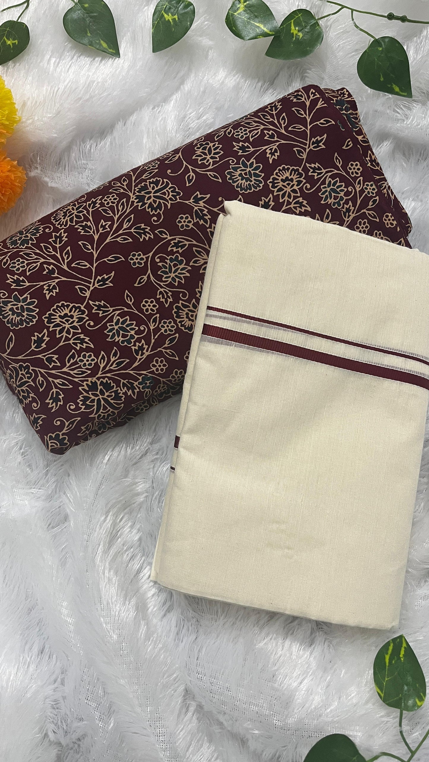 Puliyilakara Kerala Set Mundu Maroon Border with blouse