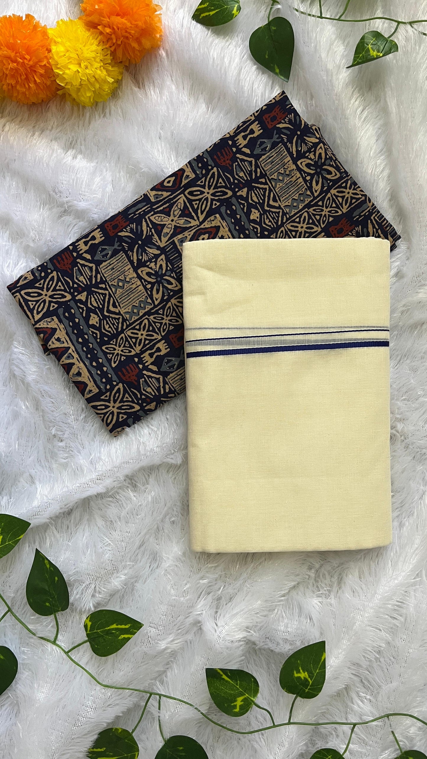 Puliyilakara – Kerala Set Mundu with Royal Blue Border & Blouse