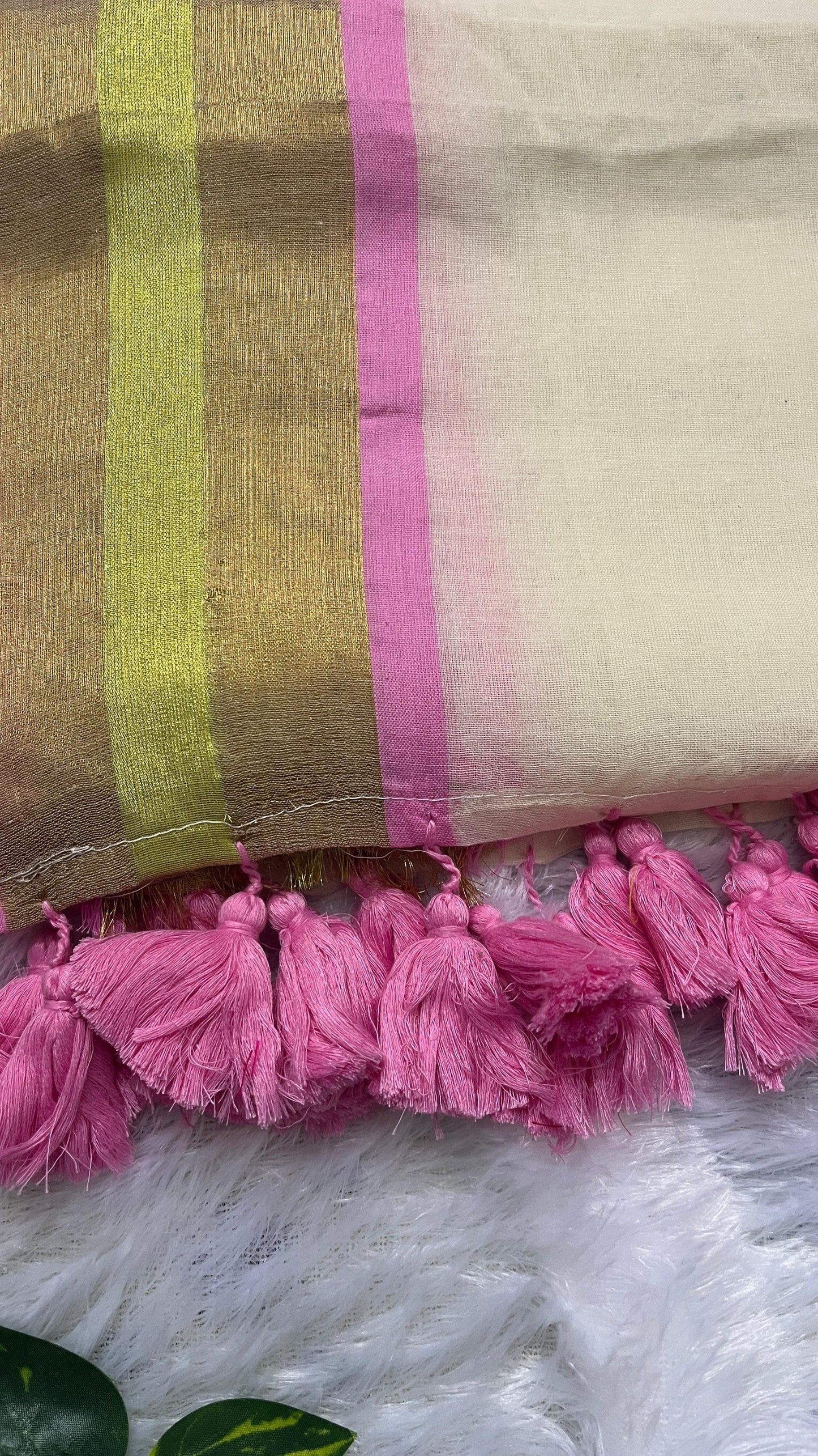 Pure Mul Cotton Pink Saree with Kasavu border