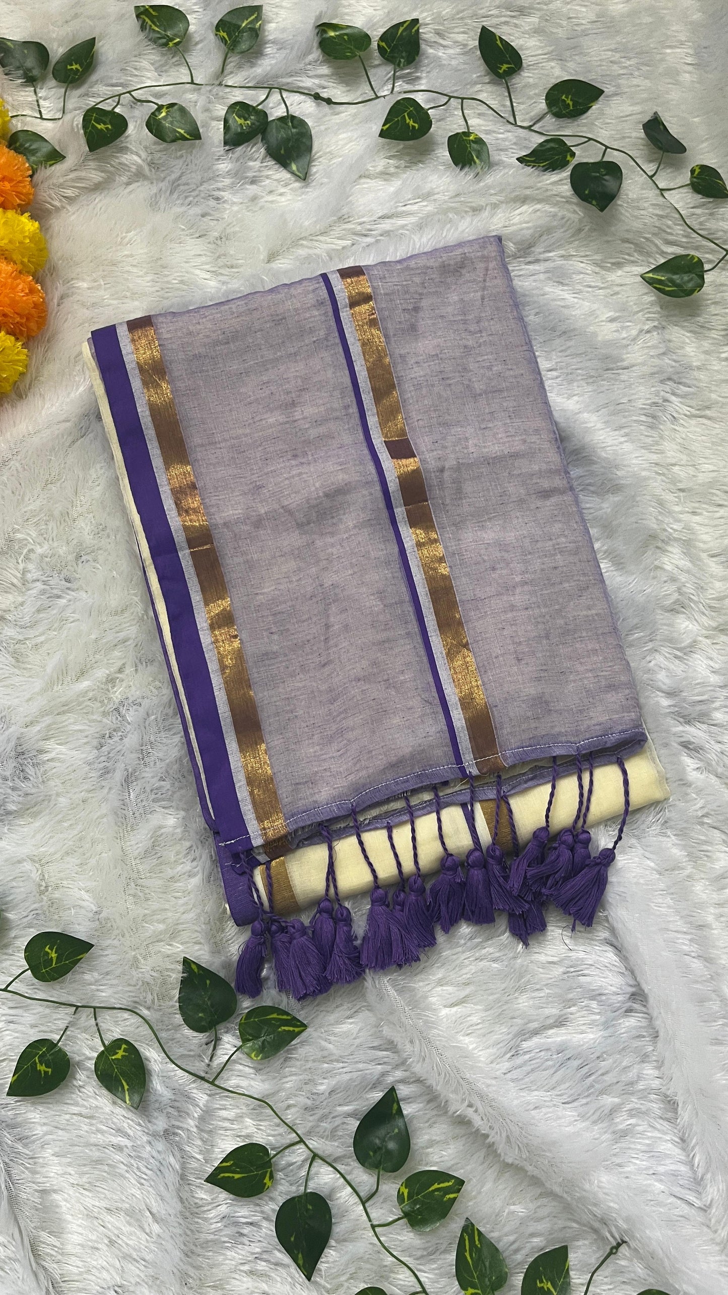 Pure Mul Cotton Lavender Saree with Kasavu border