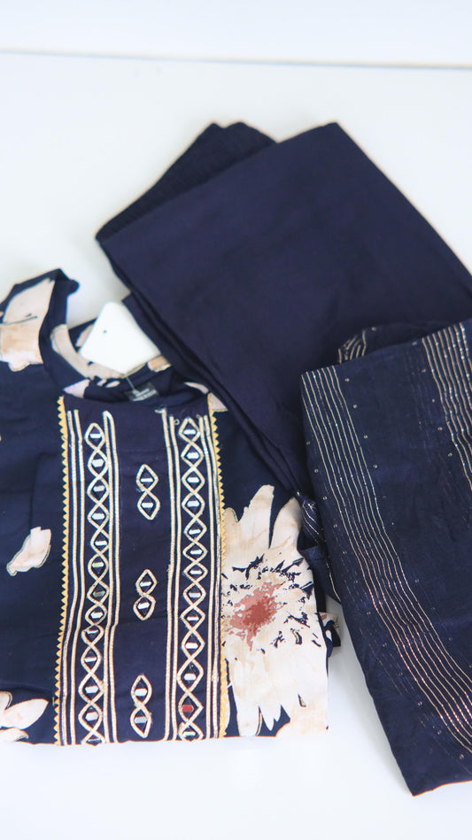 3 Piece Set with Mirror Work