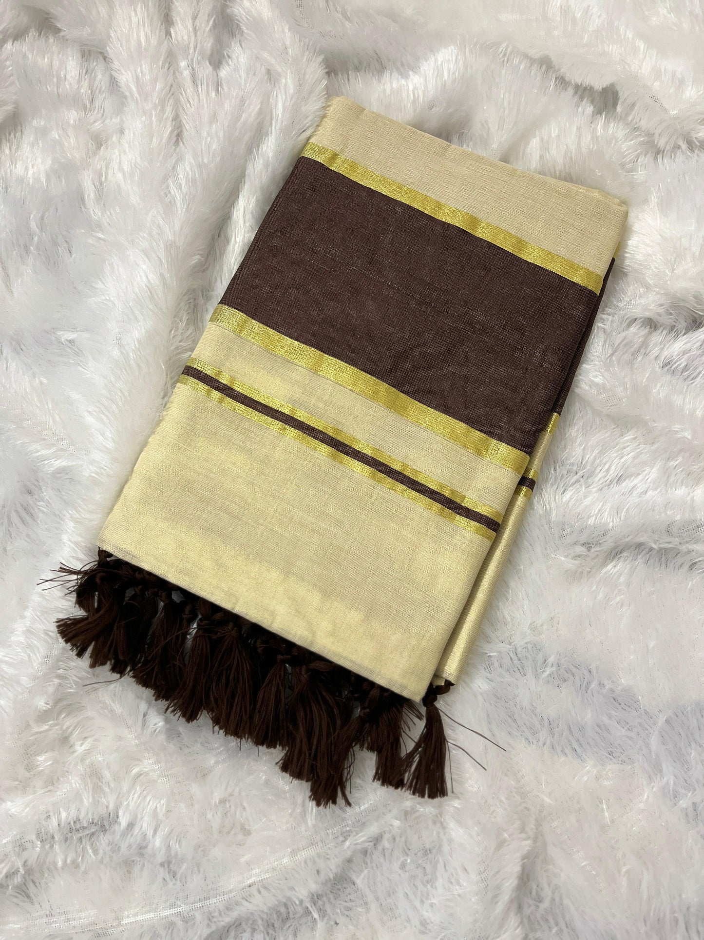 Sandhya Mayil – Tissue Kerala Saree (Brown Border Edition)