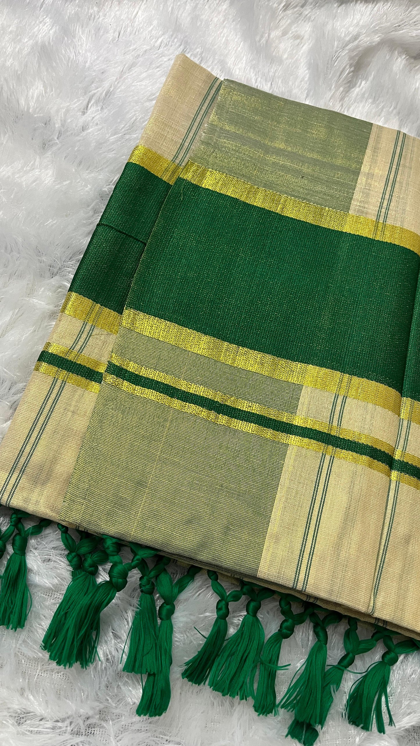 Ela Charth – Tissue Kerala Saree (Green Border Edition)