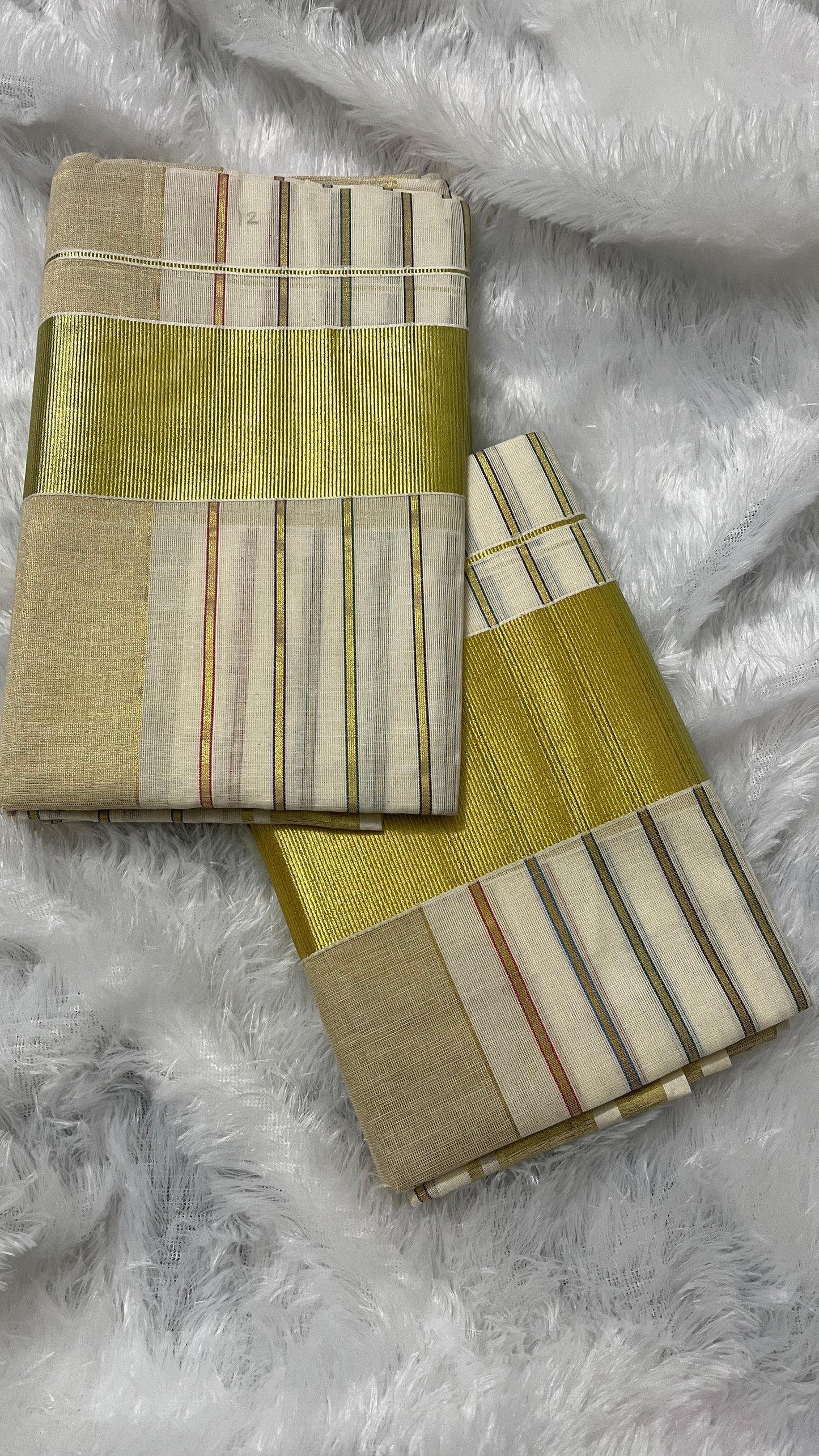 Nira Vari - Color lined kasavu set mund