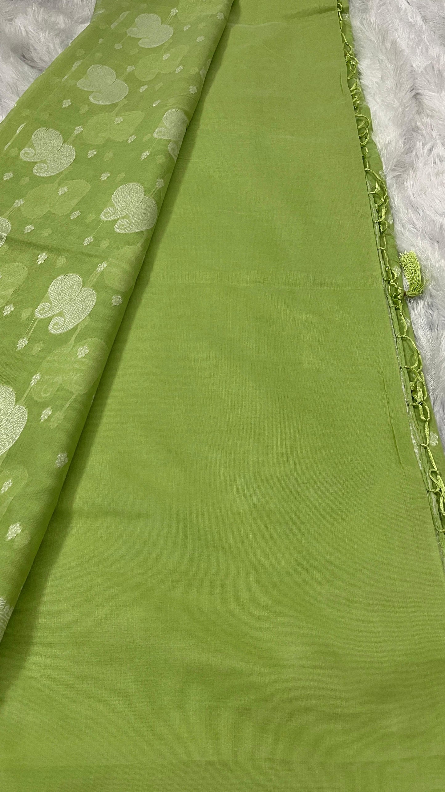 Aaromala – Pastel Green Handloom Saree