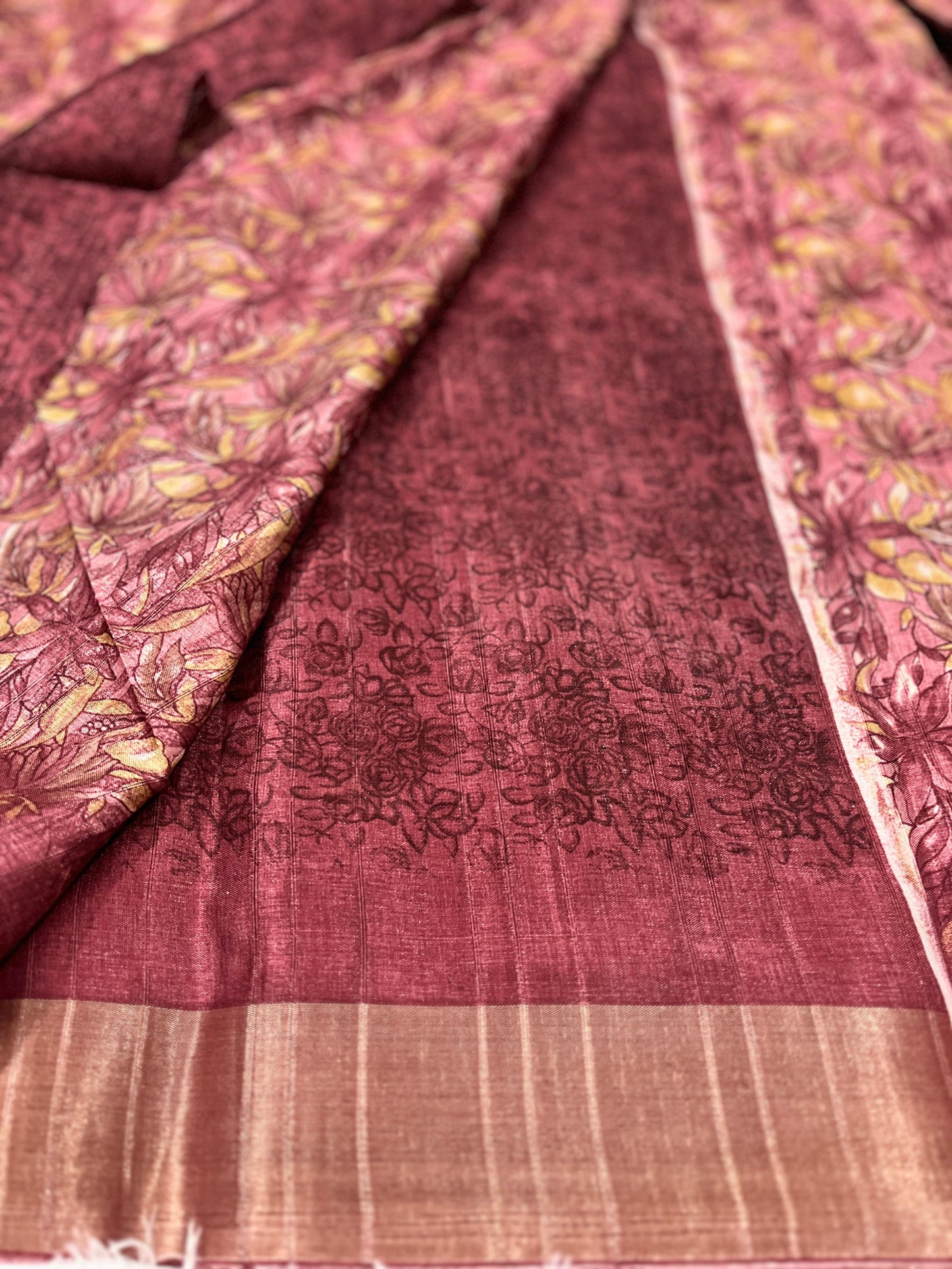 Rojamalli – Pastel Pink Floral Handloom Silk Saree