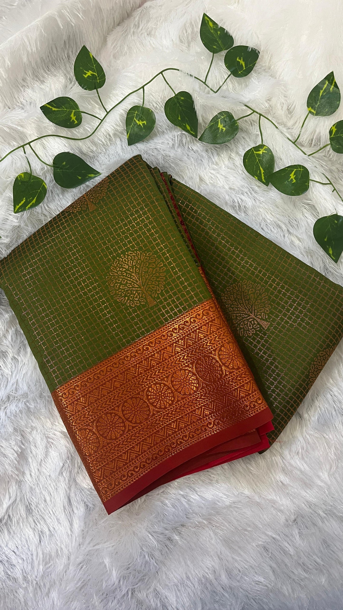 Rajamrudini – Green Semi Kanjivaram Saree with Red Border