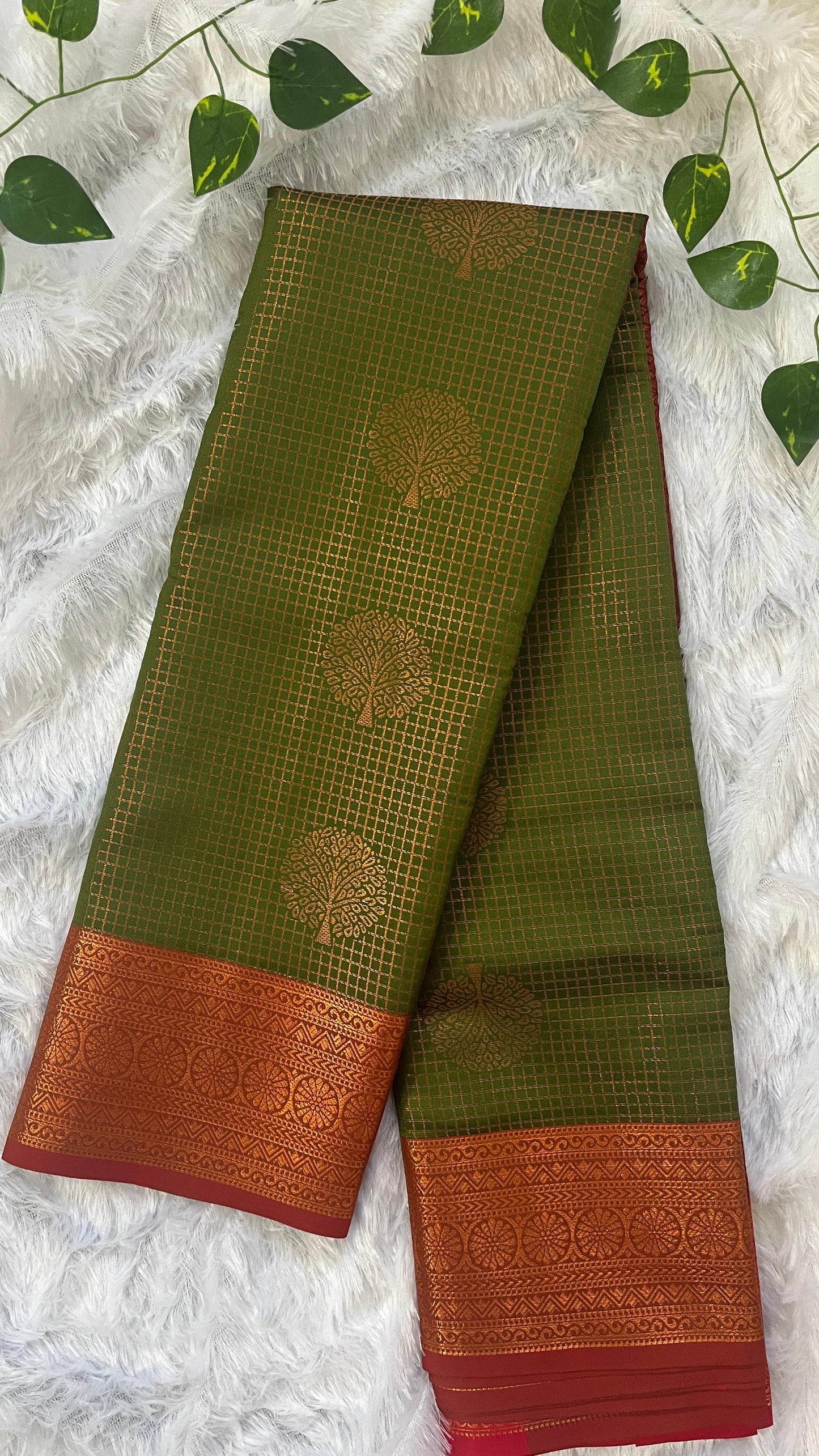 Rajamrudini – Green Semi Kanjivaram Saree with Red Border