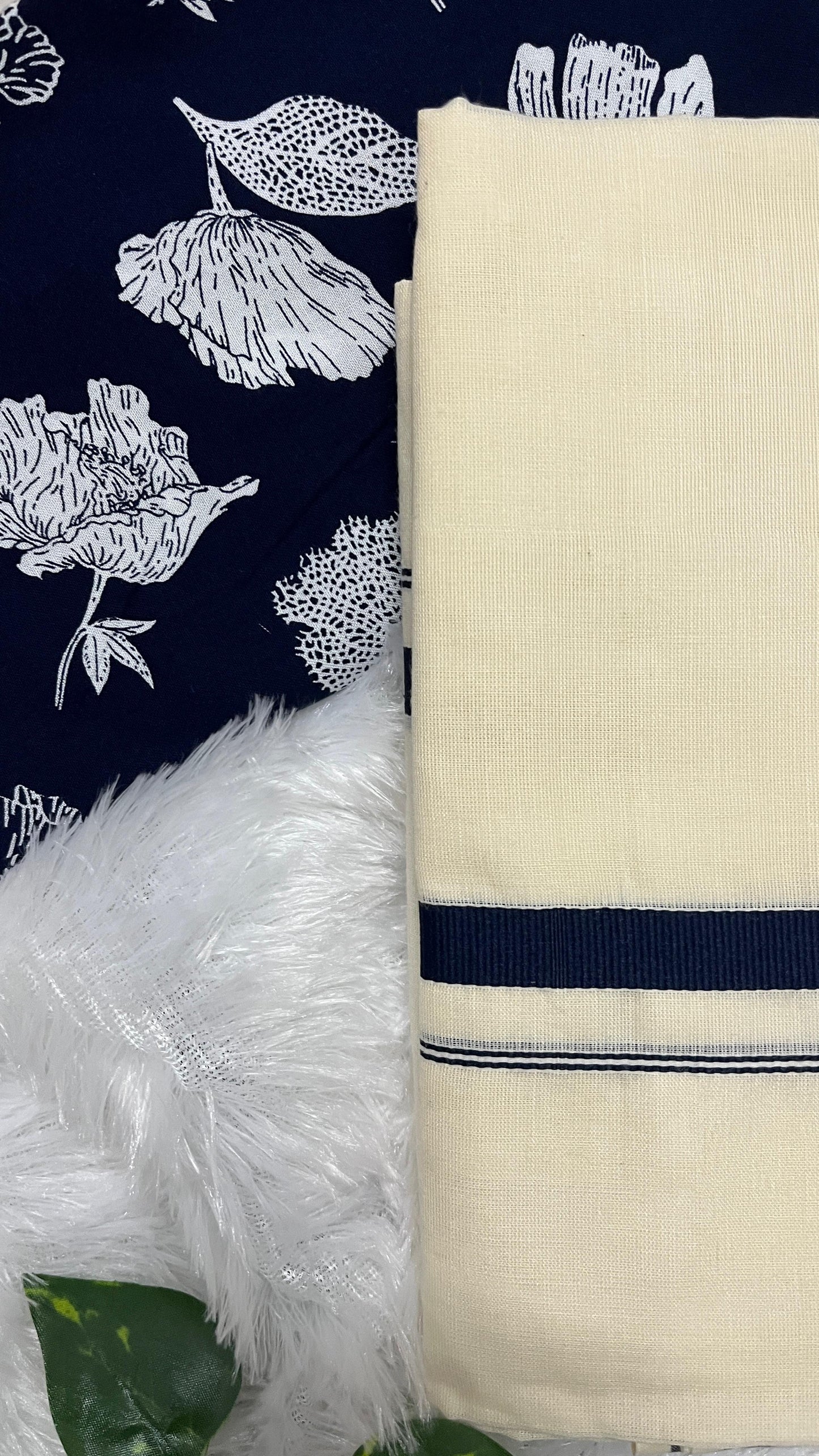 Kerala Set Mundu with Navy Blue Border with blouse