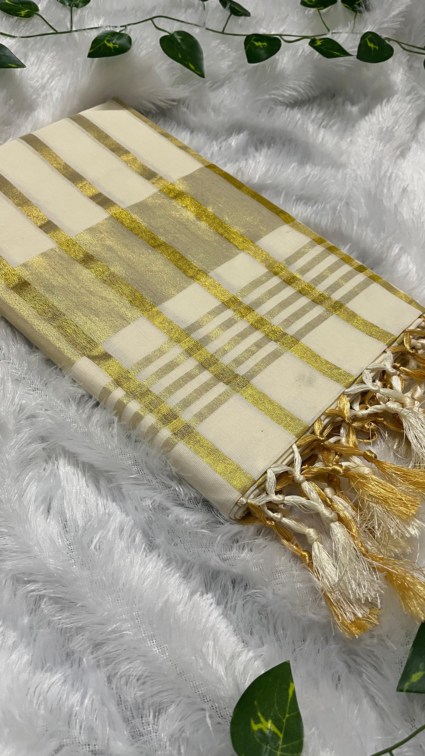 Kanakavalli – Kasavu Lined Soft Tissue Kerala Saree