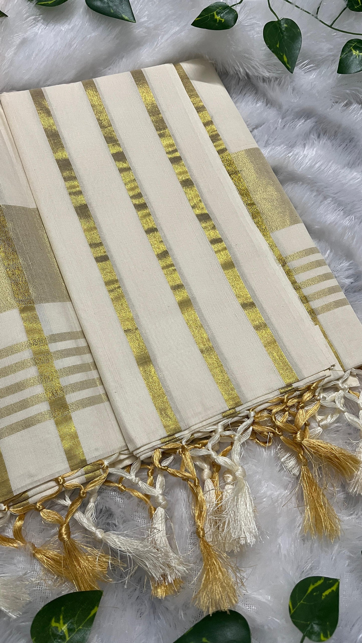 Kanakavalli – Kasavu Lined Soft Tissue Kerala Saree