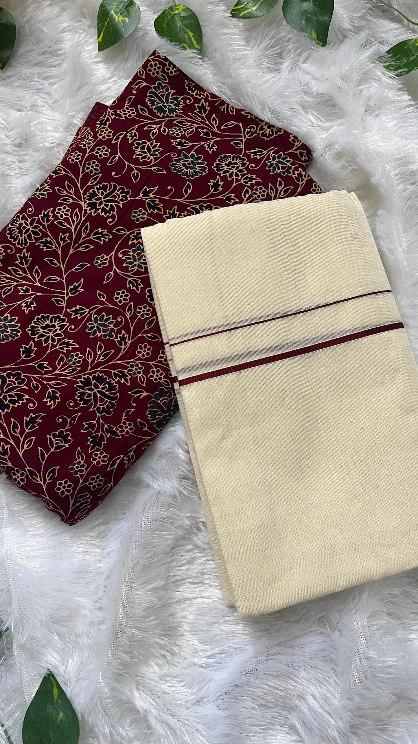 Puliyilakara Kerala Set Mundu Maroon Border (Thin) with blouse