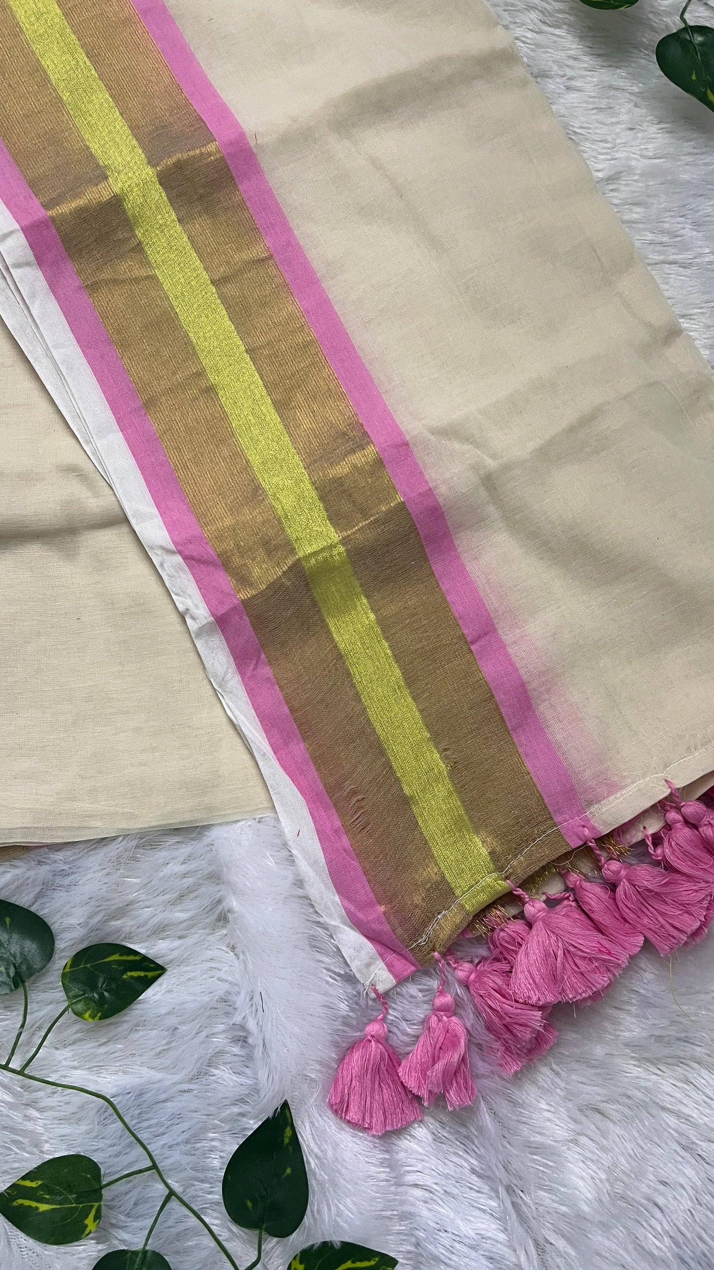 Pure Mul Cotton Pink Saree with Kasavu border